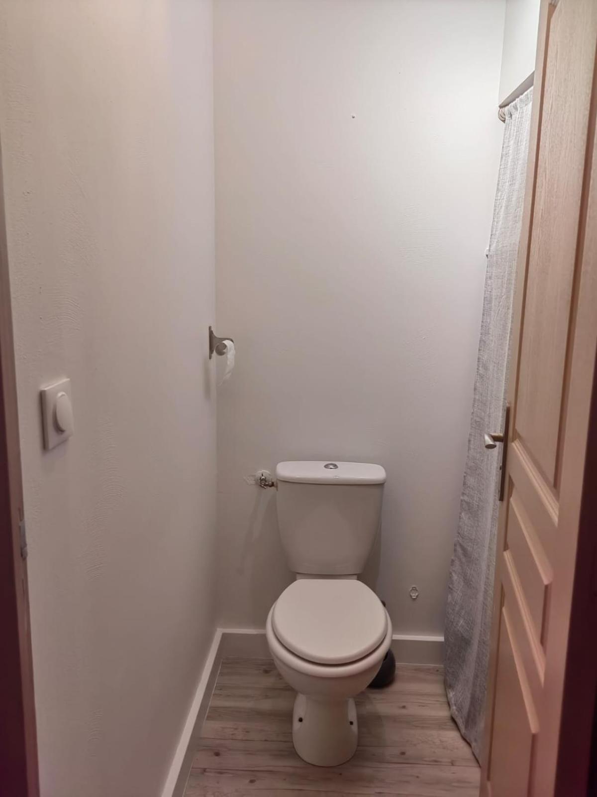Bel Appartement Bord Du Rhone فالنسيا المظهر الخارجي الصورة