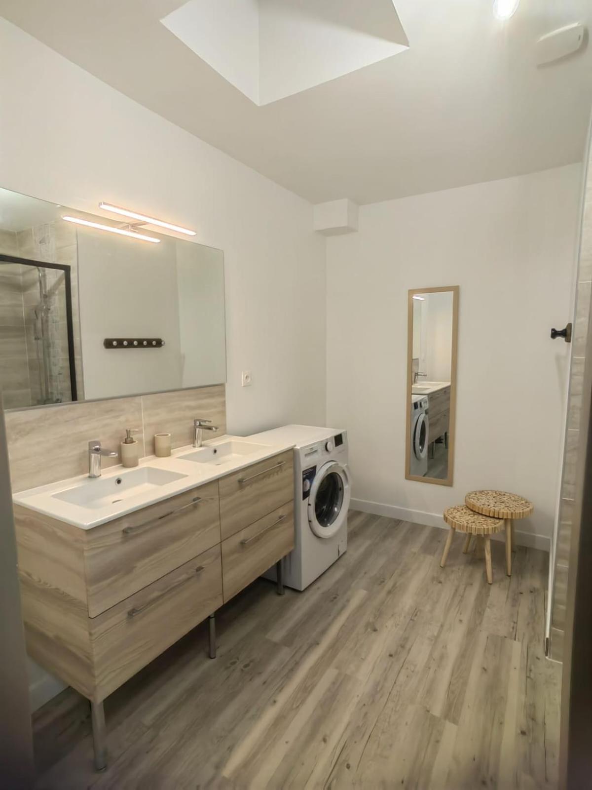 Bel Appartement Bord Du Rhone فالنسيا المظهر الخارجي الصورة